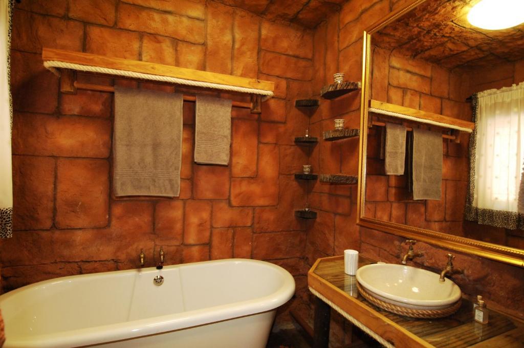 Kaia Tani Exclusive Guesthouse بهالابوروا المظهر الخارجي الصورة